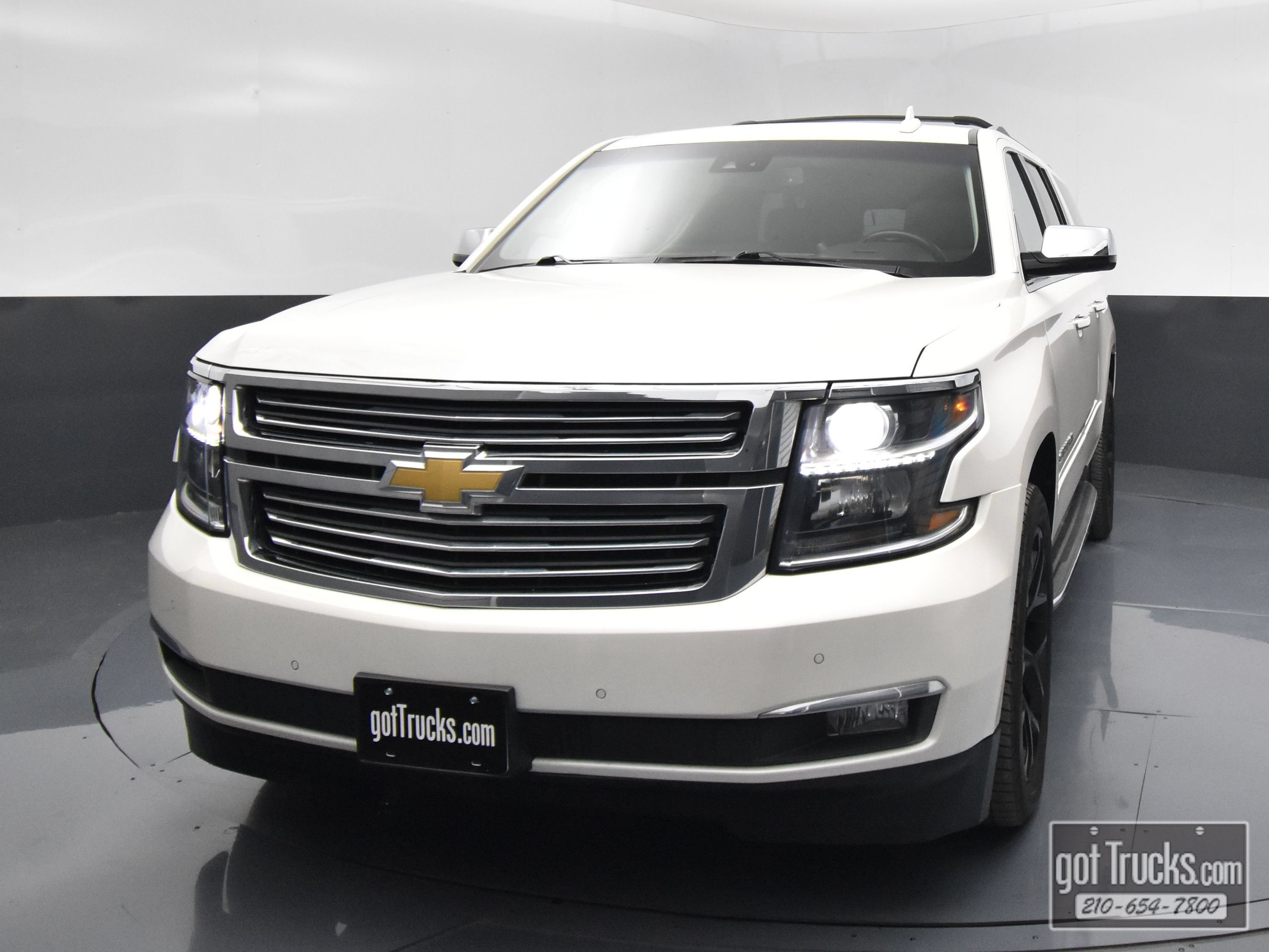 Used 2015 Chevrolet Suburban LTZ AWD/4WD image 49