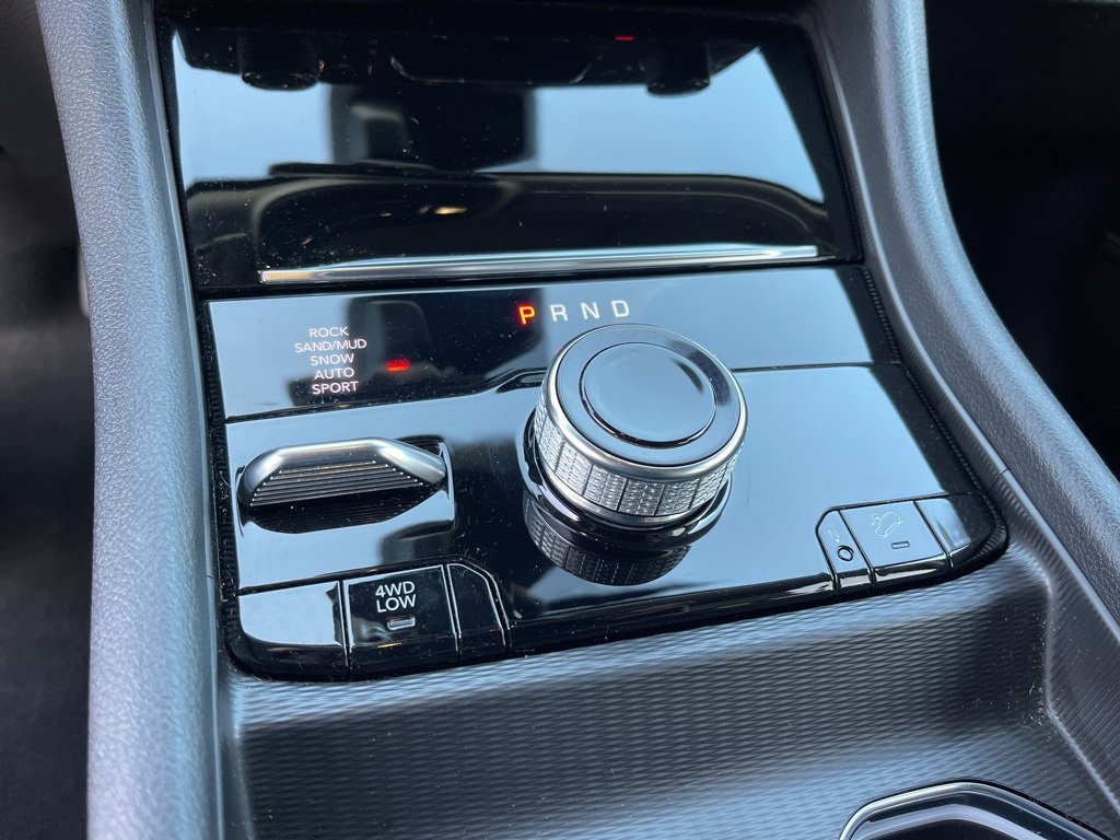 Used 2023 Jeep Grand Cherokee 30th Anniversary image 19