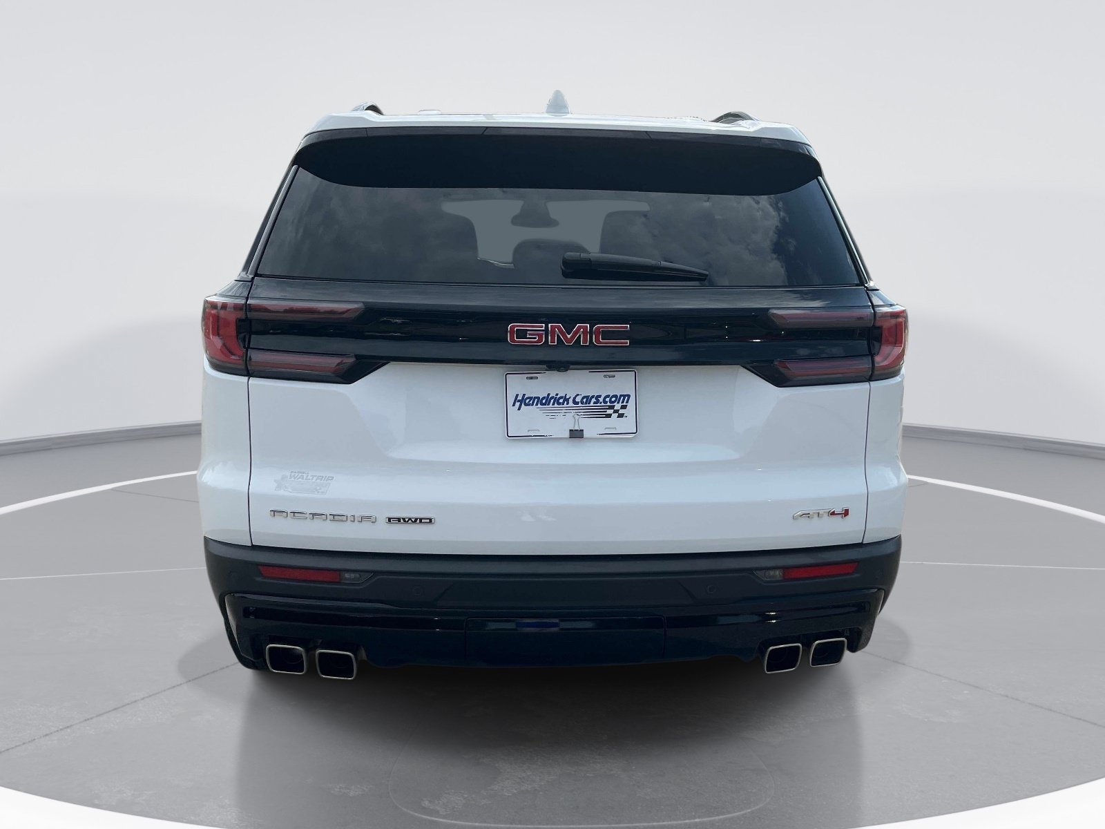 Used 2024 GMC Acadia AT4 w/ Luxury Package AWD/4WD image 8
