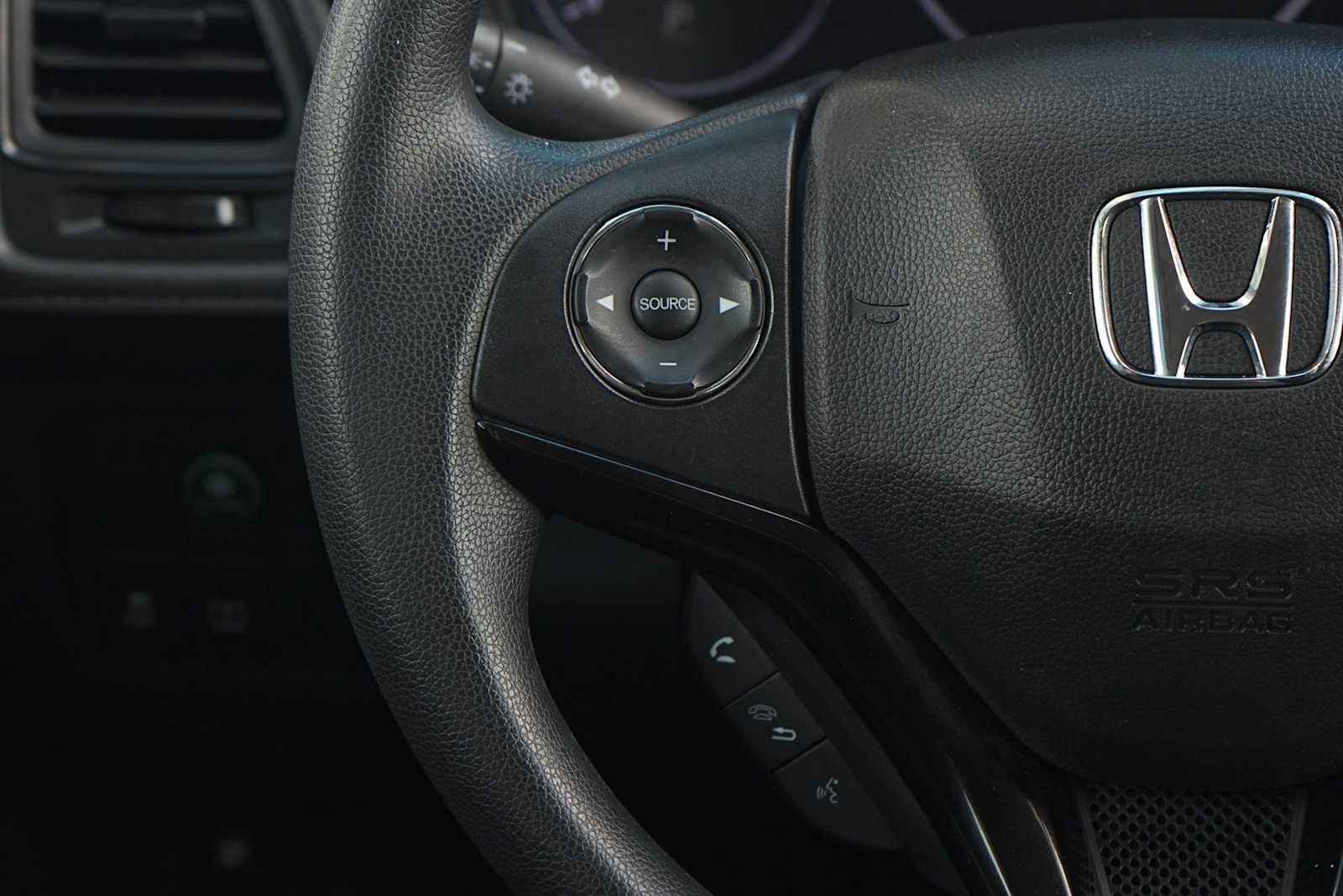 Used 2020 Honda HR-V LX image 17