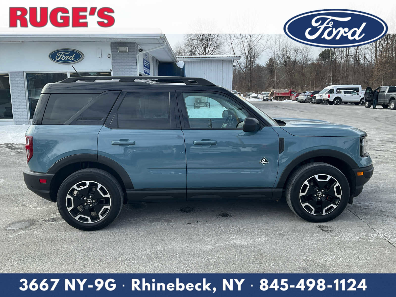 Certified 2022 Ford Bronco Sport Outer Banks w/ Tech Package image 2