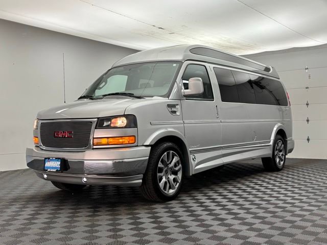 Used 2022 GMC Savana 2500 Extended w/ Enhanced Convenience Package RWD image 2
