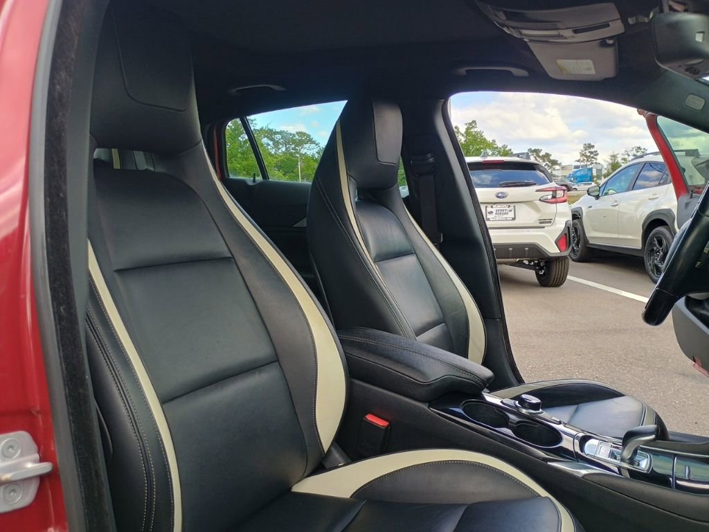 Used 2017 INFINITI QX30 Sport w/ Sport Leather Package FWD image 24