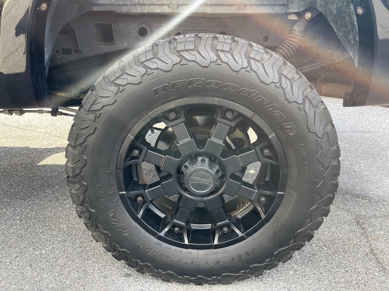 Used 2016 Ford F150 Lariat w/ Equipment Group 502A Luxury AWD/4WD image 18