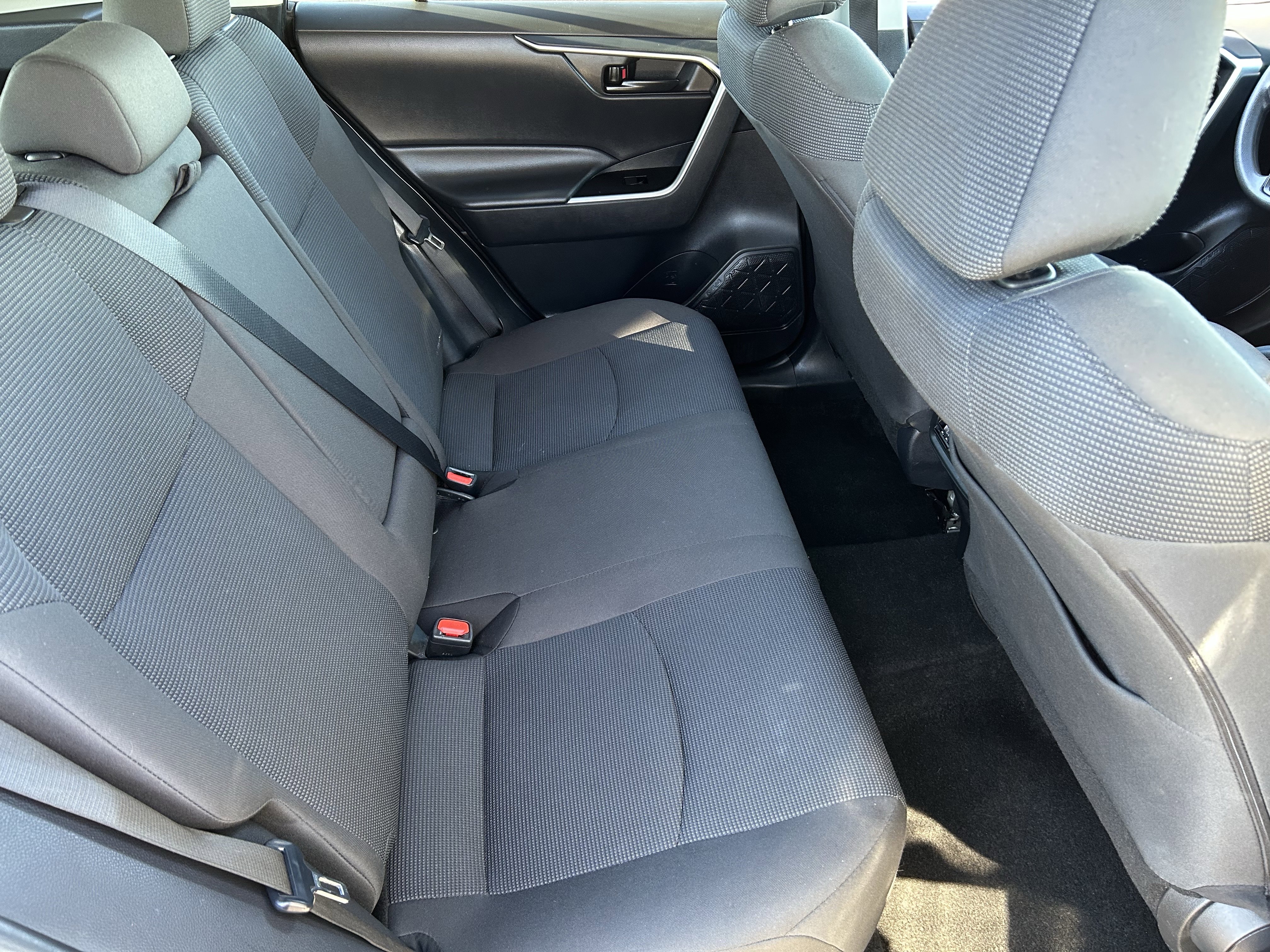 Used 2024 Toyota RAV4 LE image 12