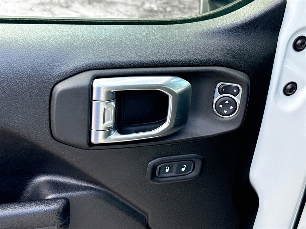 Used 2022 Jeep Wrangler Unlimited Rubicon 4xe w/ Cold Weather Group image 19