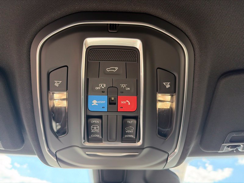 New 2026 Jeep Grand Cherokee Altitude AWD/4WD image 26