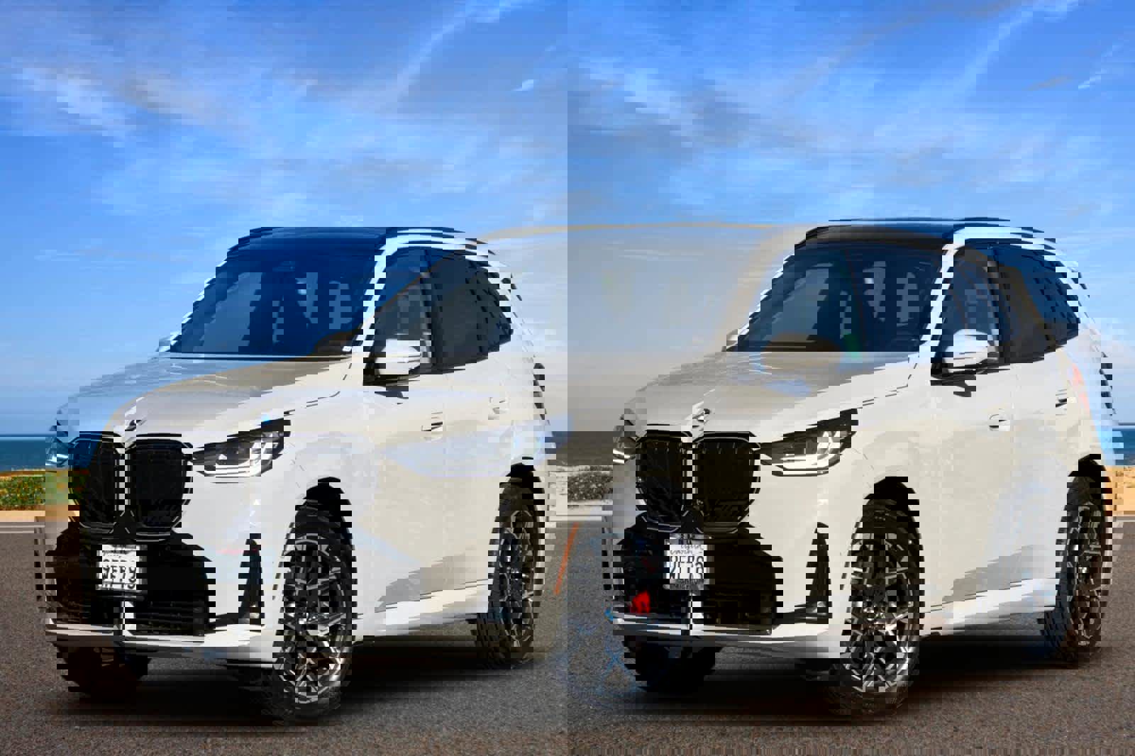 Used 2025 BMW X3 xDrive30i w/ Premium Package image 1