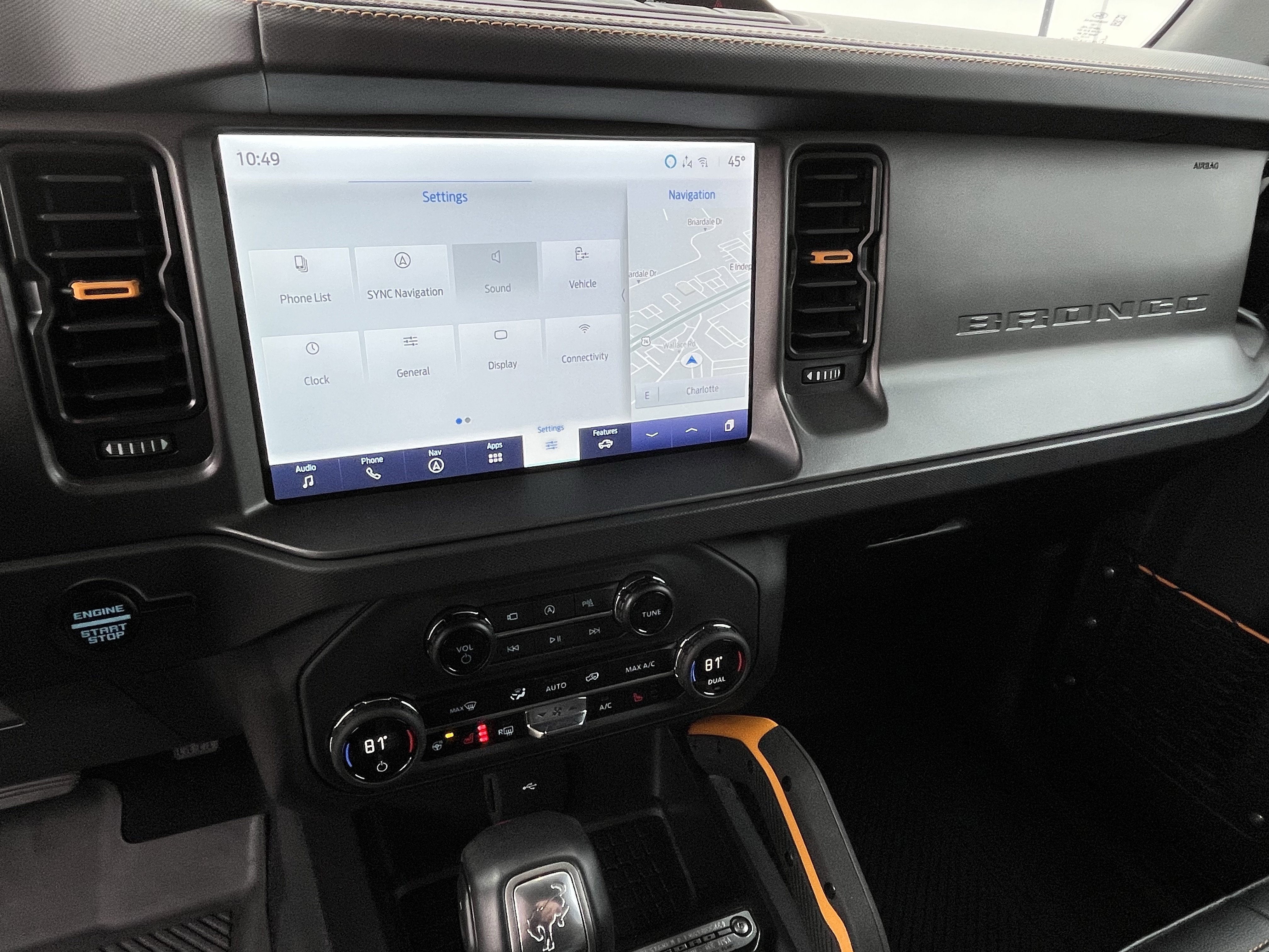 Used 2024 Ford Bronco Badlands image 25