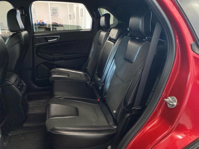 Used 2022 Ford Edge ST w/ Cargo Accessory Package AWD/4WD image 10