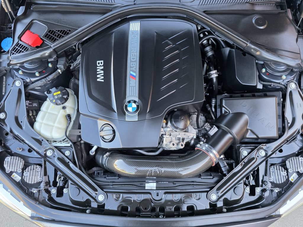 Used 2017 BMW M2 RWD image 18
