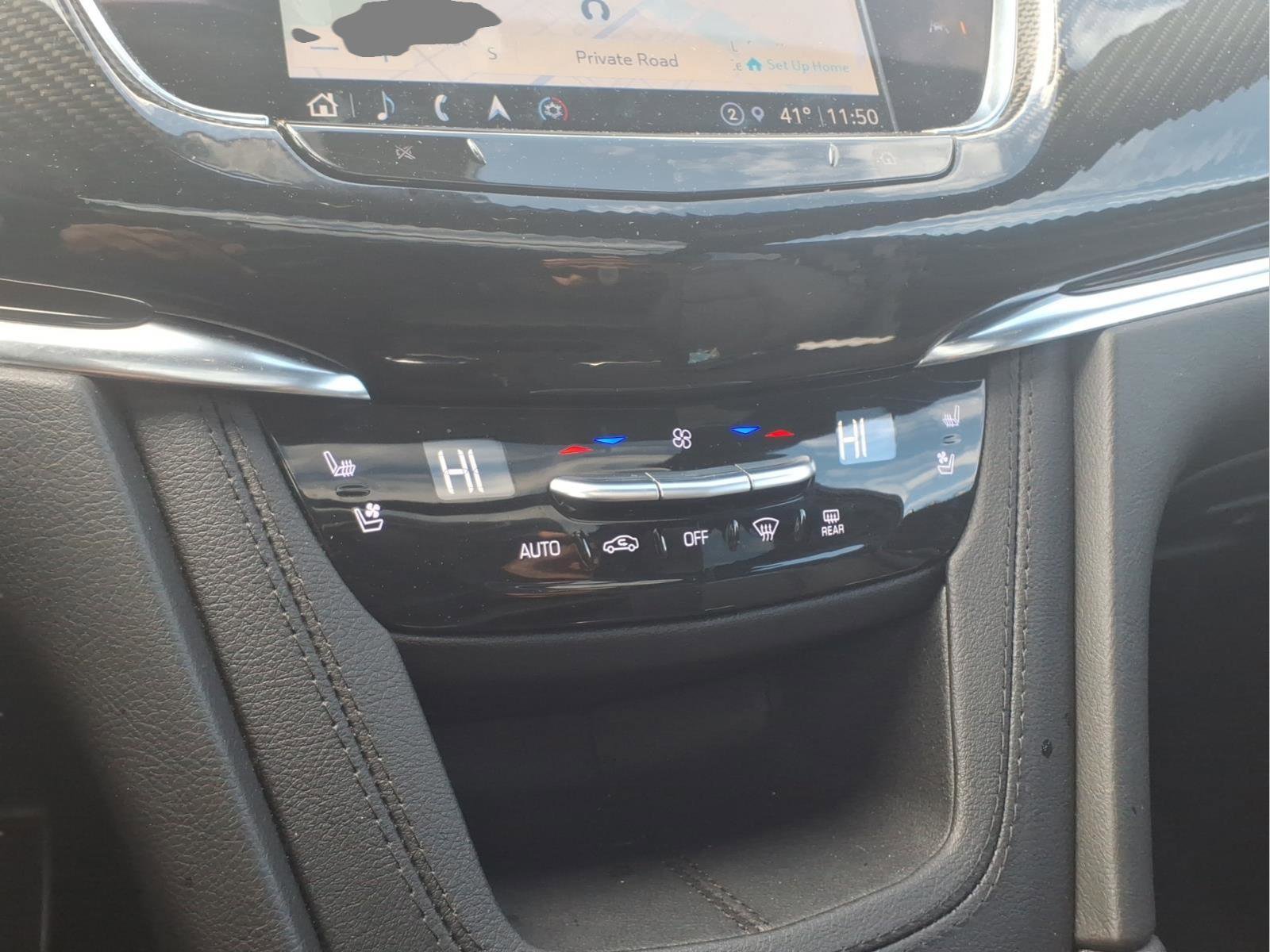 Used 2024 Cadillac XT6 Sport AWD/4WD image 17