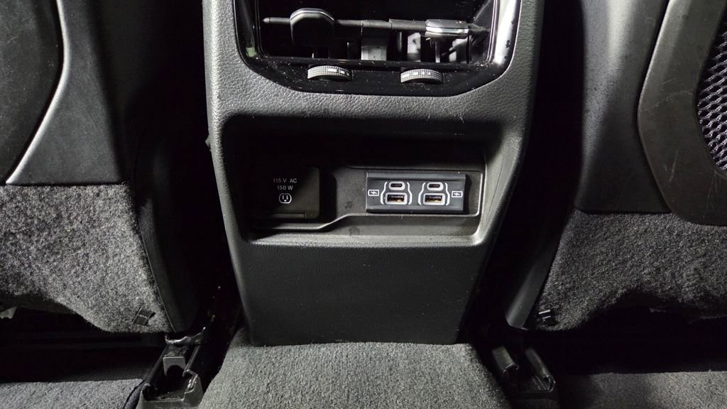 Used 2023 Jeep Grand Cherokee Altitude image 31