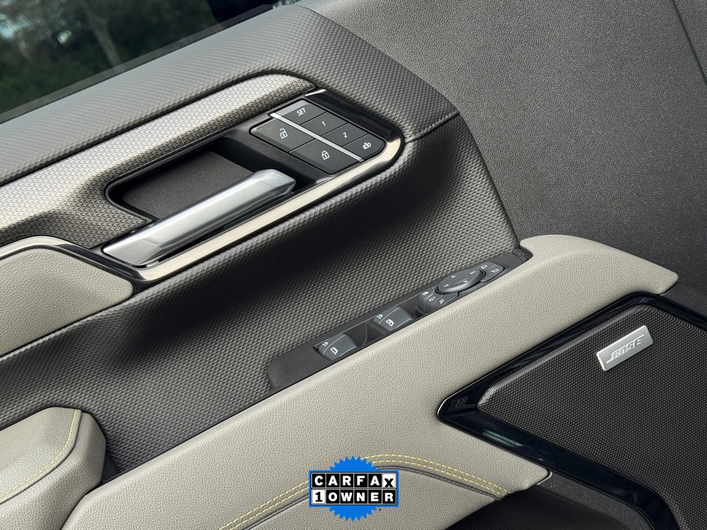 Used 2025 Chevrolet Silverado 2500 ZR2 w/ Technology Package image 42