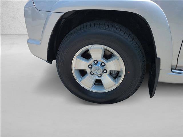 Used 2012 Toyota 4Runner SR5 w/ Convenience Pkg AWD/4WD image 24