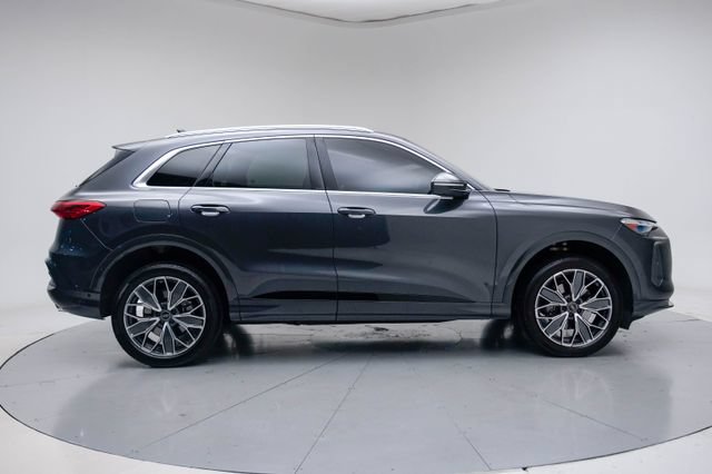 Used 2025 Audi Q5 Premium Plus AWD/4WD image 13