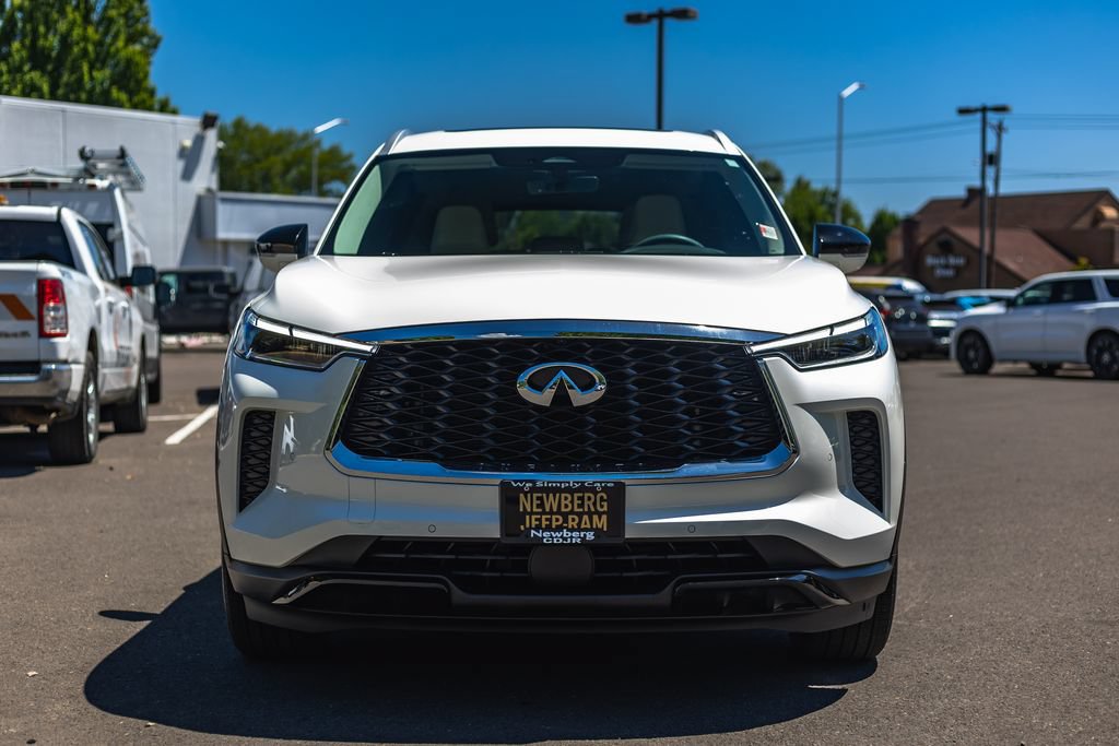 Used 2024 INFINITI QX60 Luxe AWD/4WD image 5