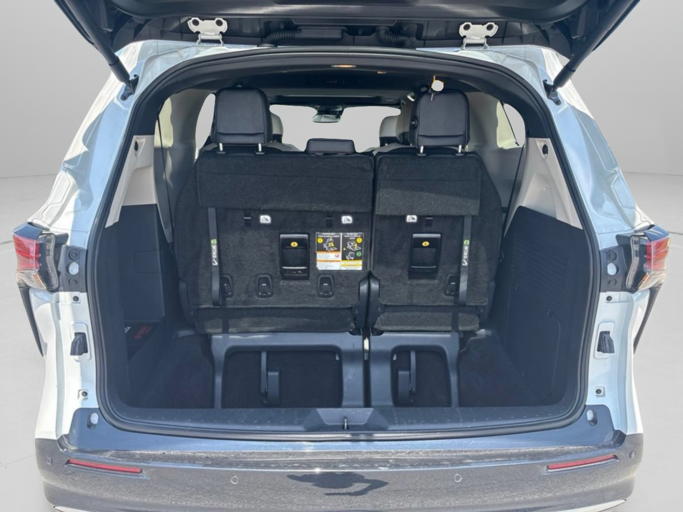 Certified 2026 Toyota Sienna Platinum AWD/4WD image 22