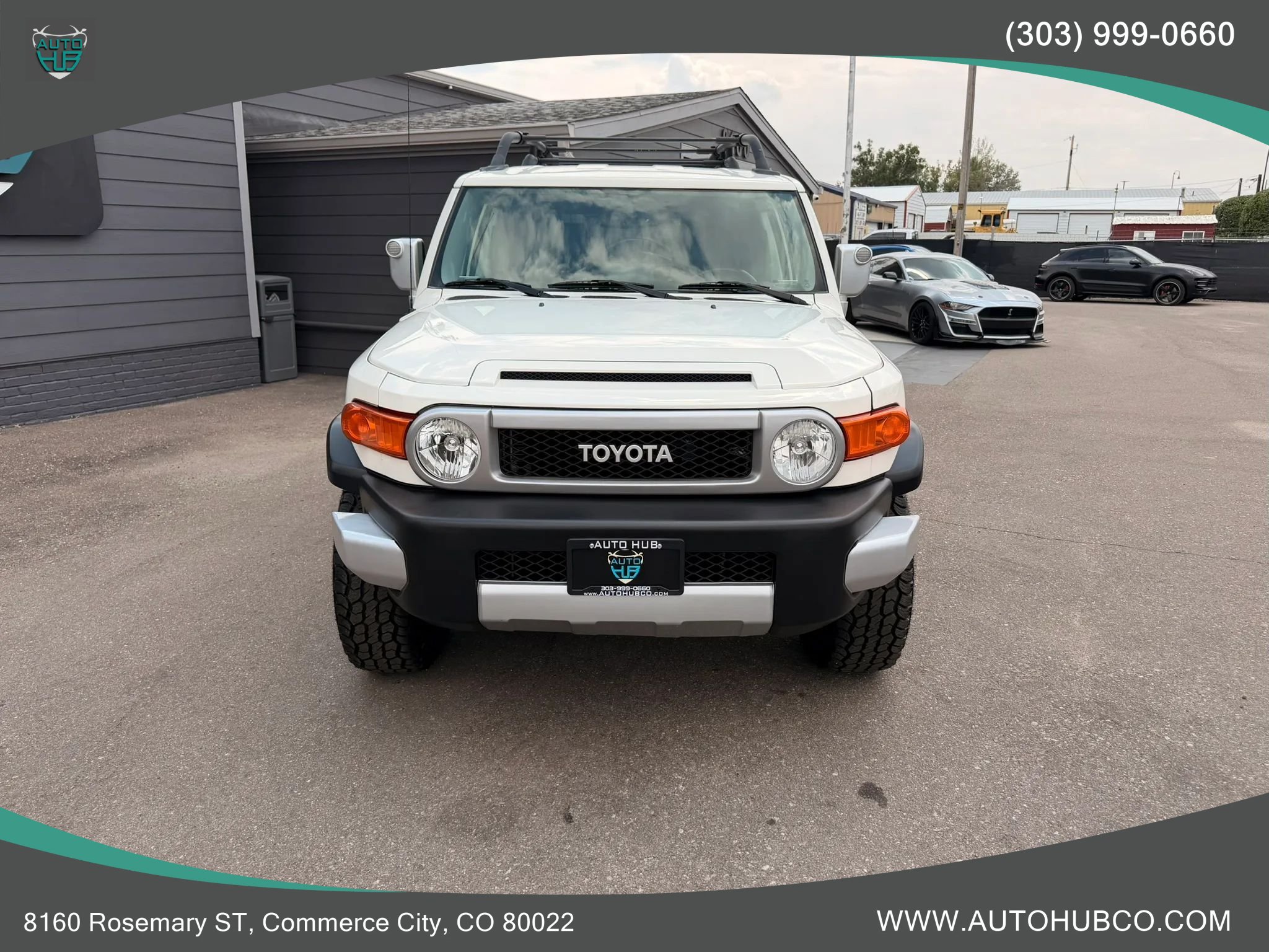 Used 2013 Toyota FJ Cruiser 4WD w/ Upgrade Pkg image 3