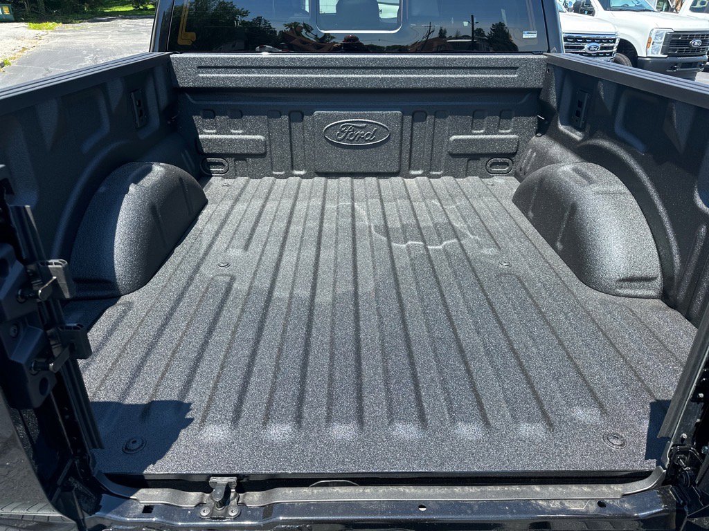 New 2025 Ford F150 Platinum w/ Equipment Group 702A High image 16