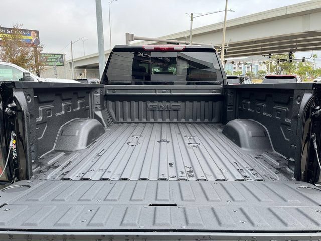 New 2026 GMC Sierra 3500 AT4 w/ AT4 Premium Plus Package AWD/4WD image 15