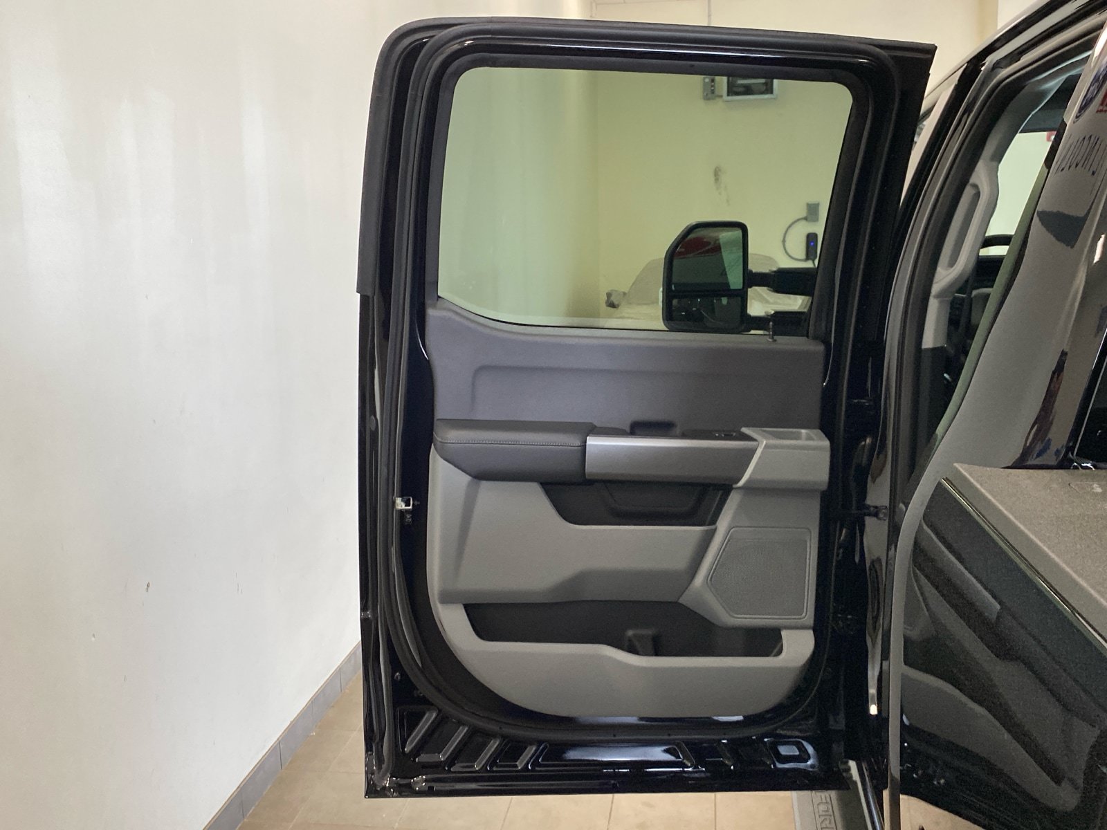 New 2026 Ford F350 XL w/ STX Appearance Package AWD/4WD image 8