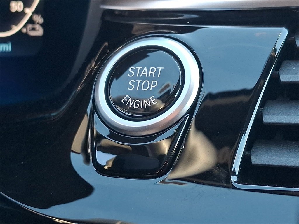 Used 2023 BMW 530e xDrive image 27