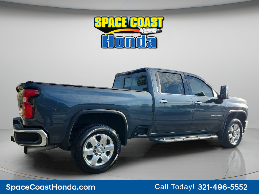 Used 2020 Chevrolet Silverado 2500 LTZ w/ LTZ Premium Package AWD/4WD image 3