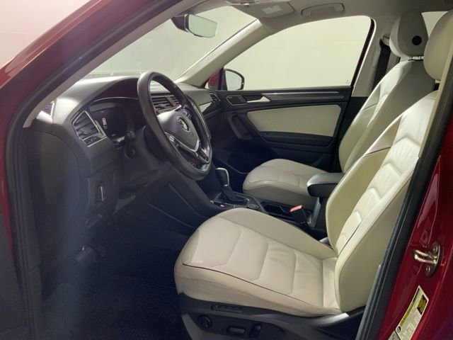 Used 2019 Volkswagen Tiguan SEL Premium w/ 3rd Row Seat Package image 18