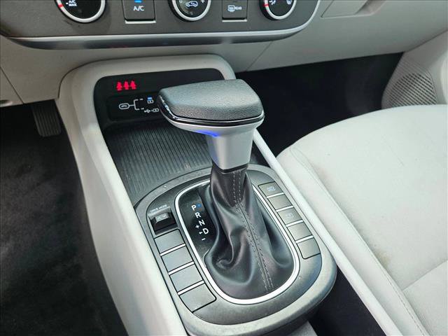 Used 2026 Hyundai Kona SE FWD image 17