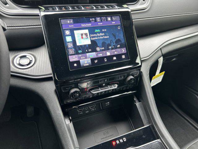 New 2025 Jeep Grand Cherokee L Laredo image 29