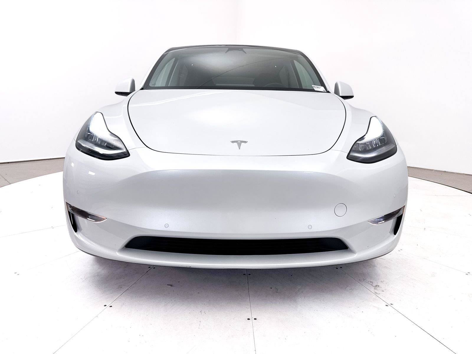 Used 2022 Tesla Model Y Long Range AWD/4WD image 12
