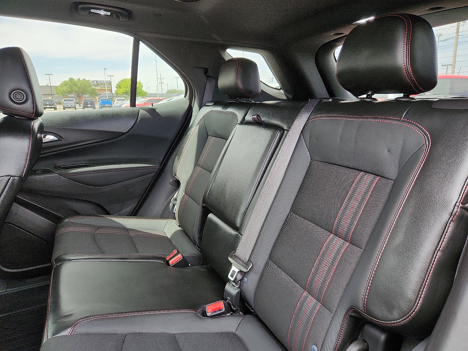 Used 2023 Chevrolet Equinox RS image 8