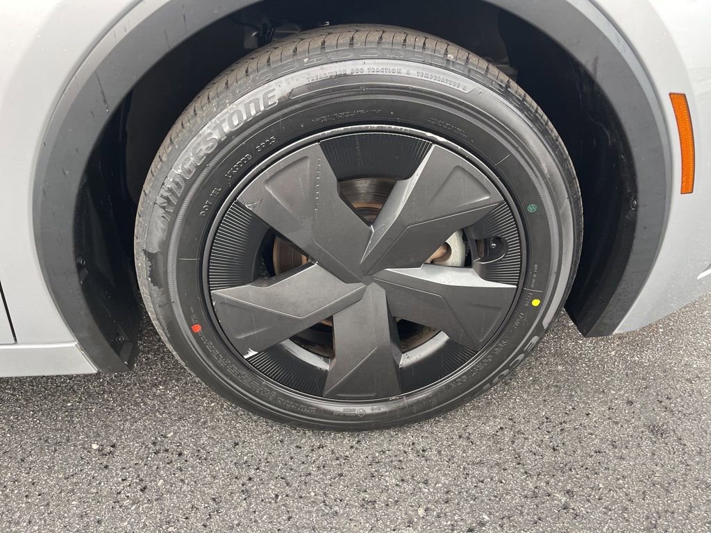 Used 2023 Toyota Prius LE image 18