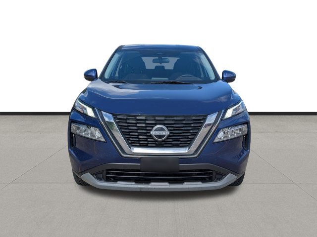 Used 2023 Nissan Rogue SV FWD image 2