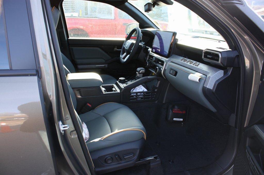 New 2025 Toyota Tacoma Trailhunter image 13