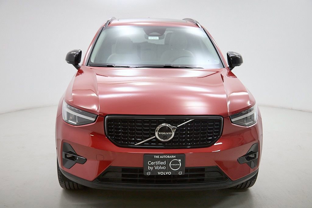 Certified 2023 Volvo XC40 B5 Plus w/ Driver Assist Package image 5