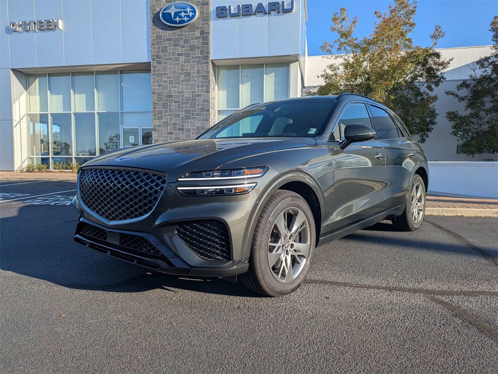 Used 2025 Genesis GV70 3.5T Sport image 9