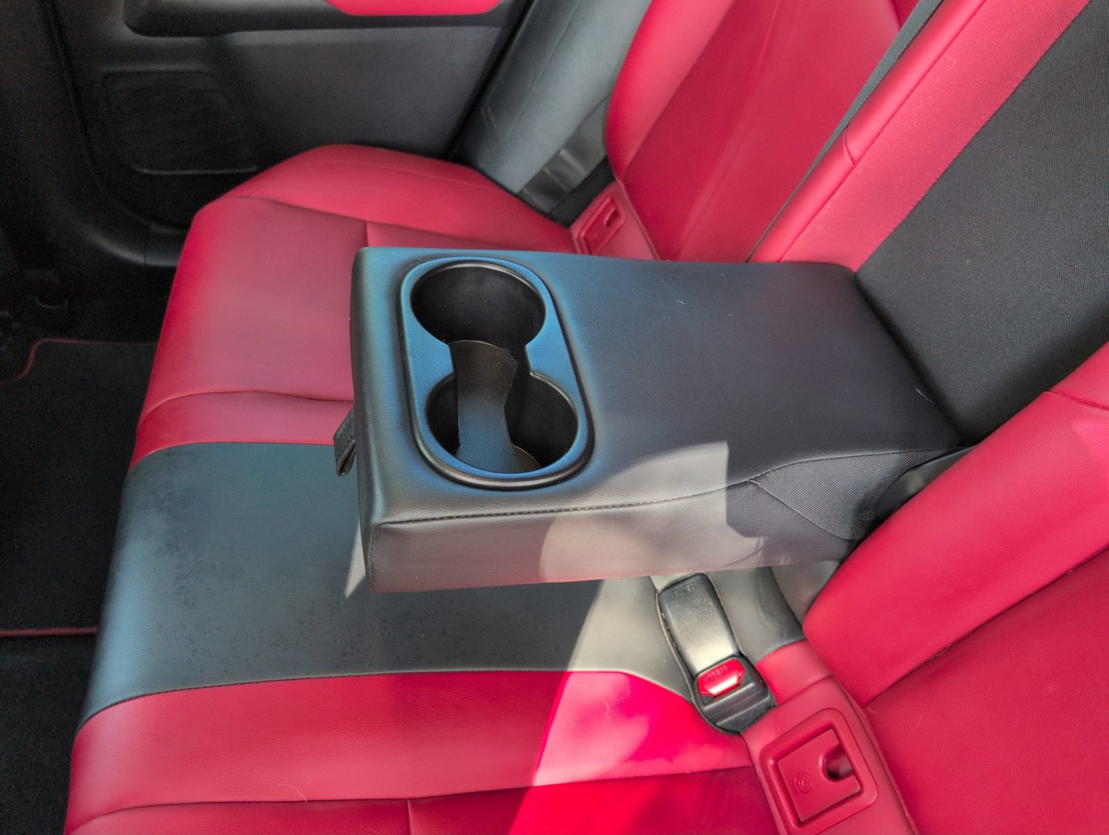 Used 2019 Lexus UX 200 F Sport w/ F Sport Premium Package FWD image 19