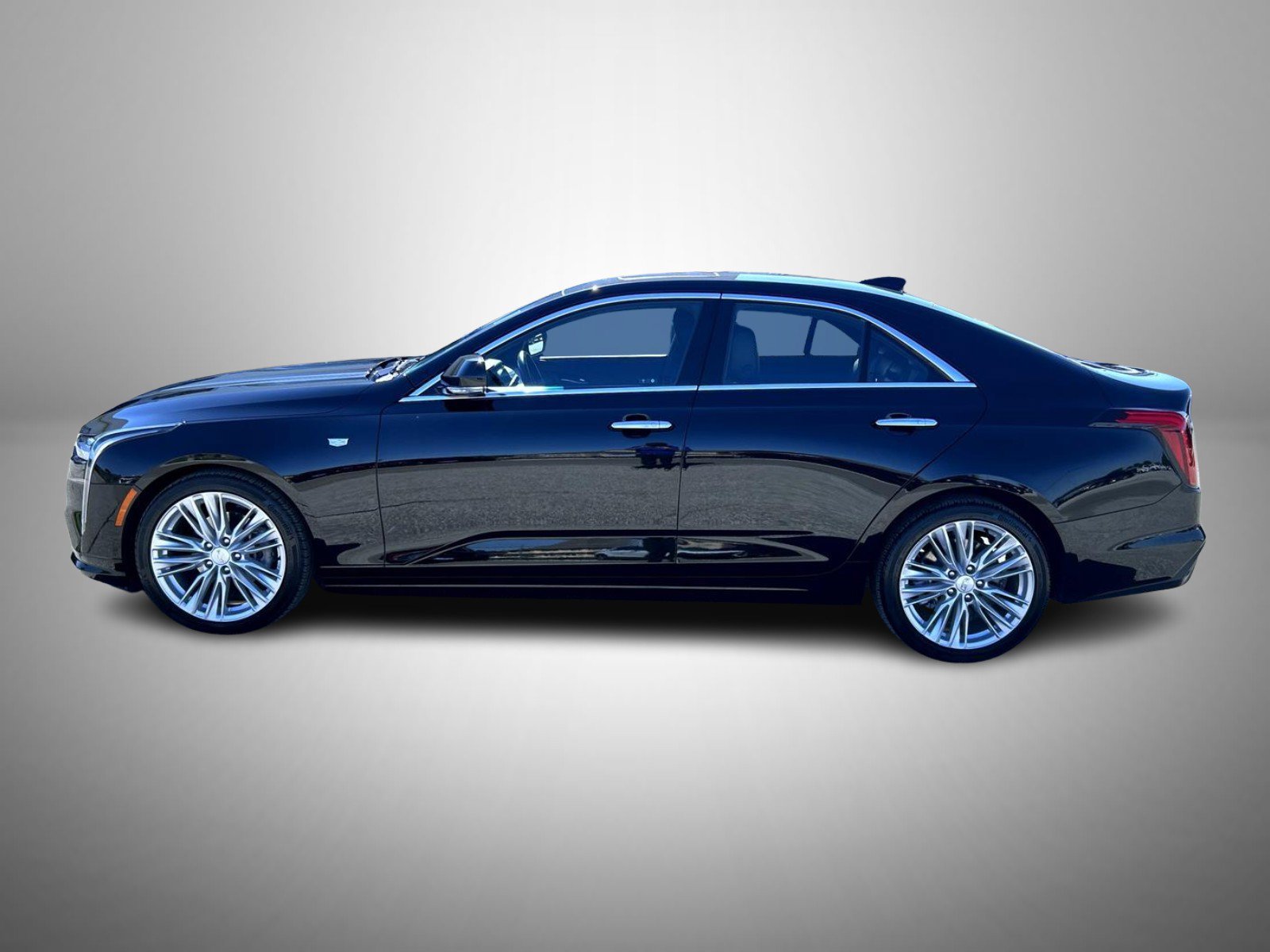 Certified 2025 Cadillac CT4 Premium Luxury w/ Technology Package RWD image 8