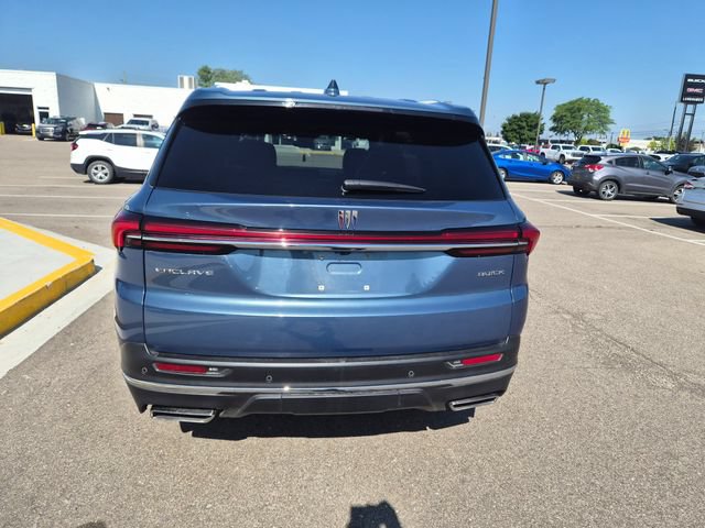 Used 2025 Buick Enclave Preferred w/ Trailering Package, 5000 lbs. FWD image 9
