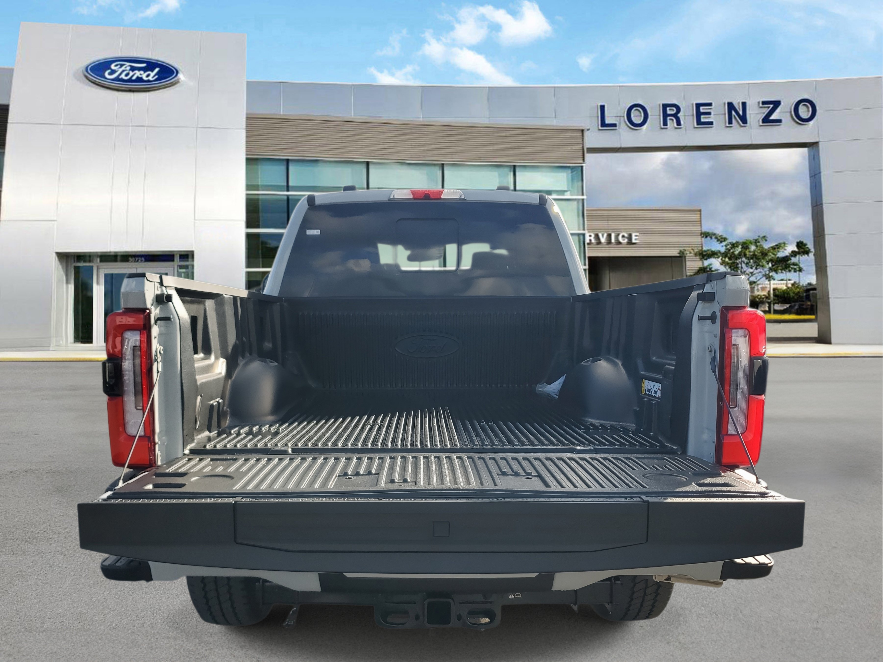 New 2026 Ford F250 Platinum AWD/4WD image 9