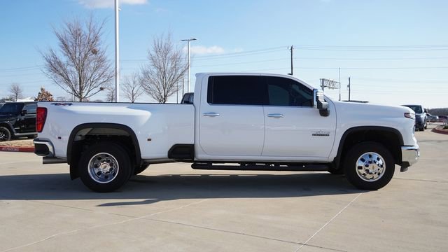 Used 2025 Chevrolet Silverado 3500 LTZ w/ LTZ Texas Edition image 10