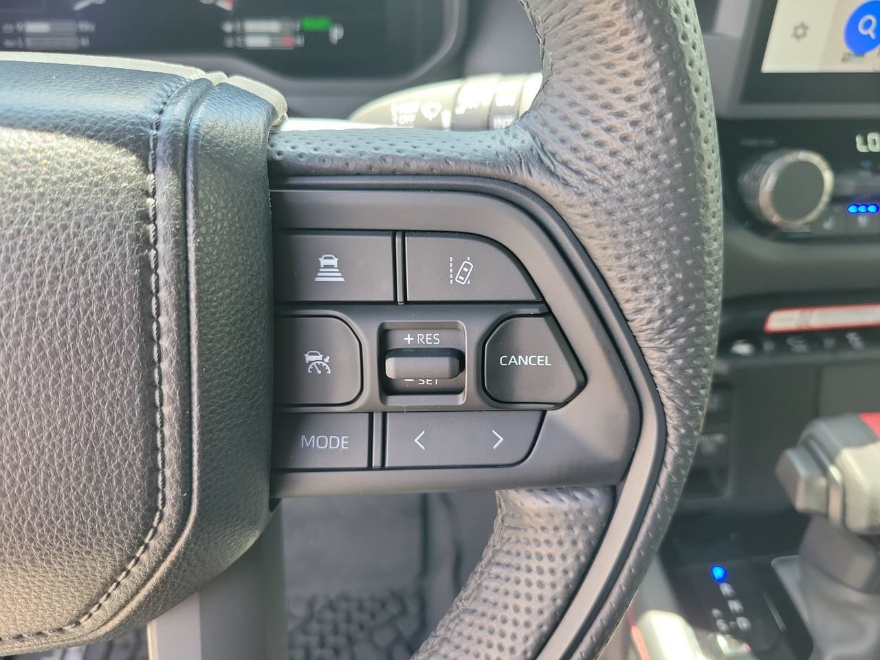 Used 2025 Toyota Sequoia TRD Pro AWD/4WD image 21