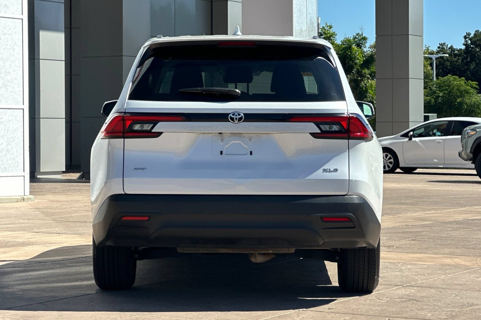 Certified 2025 Toyota Grand Highlander AWD image 6