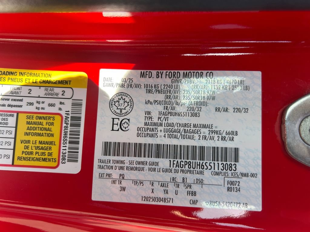 Used 2025 Ford Mustang Premium RWD image 37