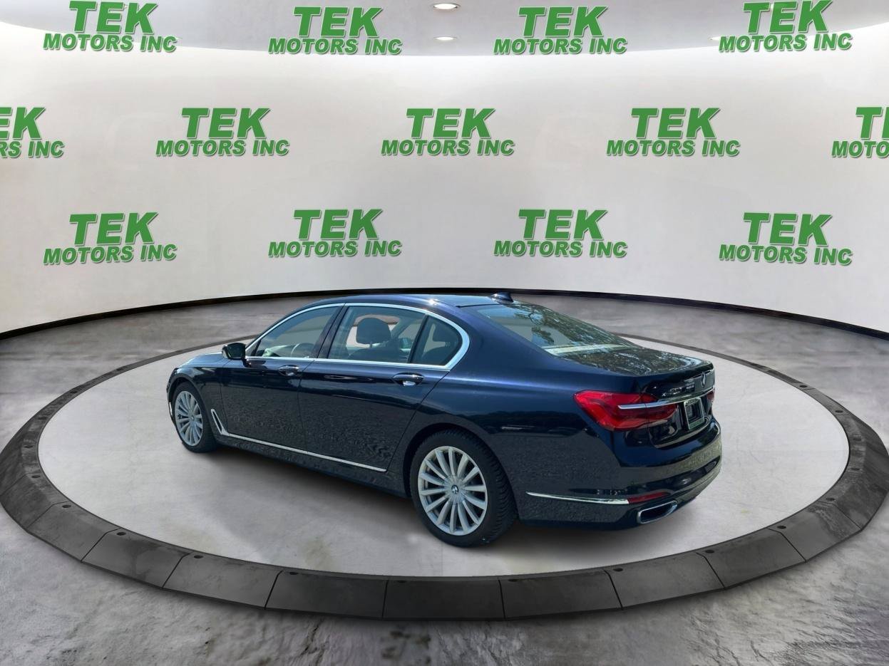 Used 2019 BMW 740i xDrive w/ Executive Package AWD/4WD image 10