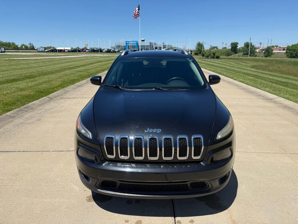 Used 2014 Jeep Cherokee Latitude w/ Cold Weather Group AWD/4WD image 11