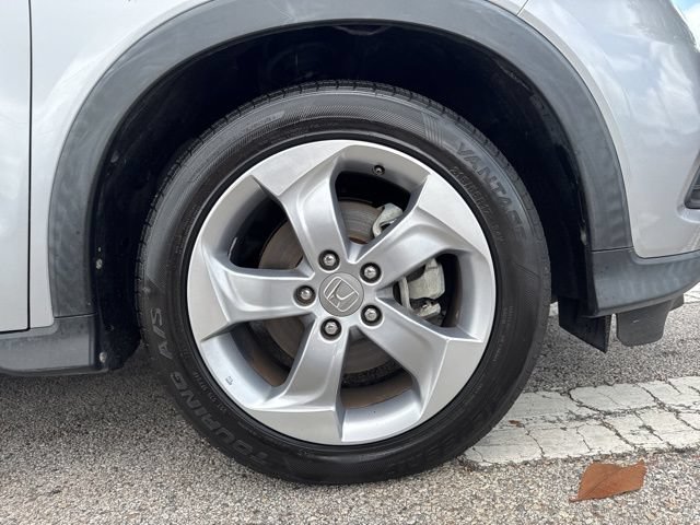 Used 2020 Honda HR-V LX image 9