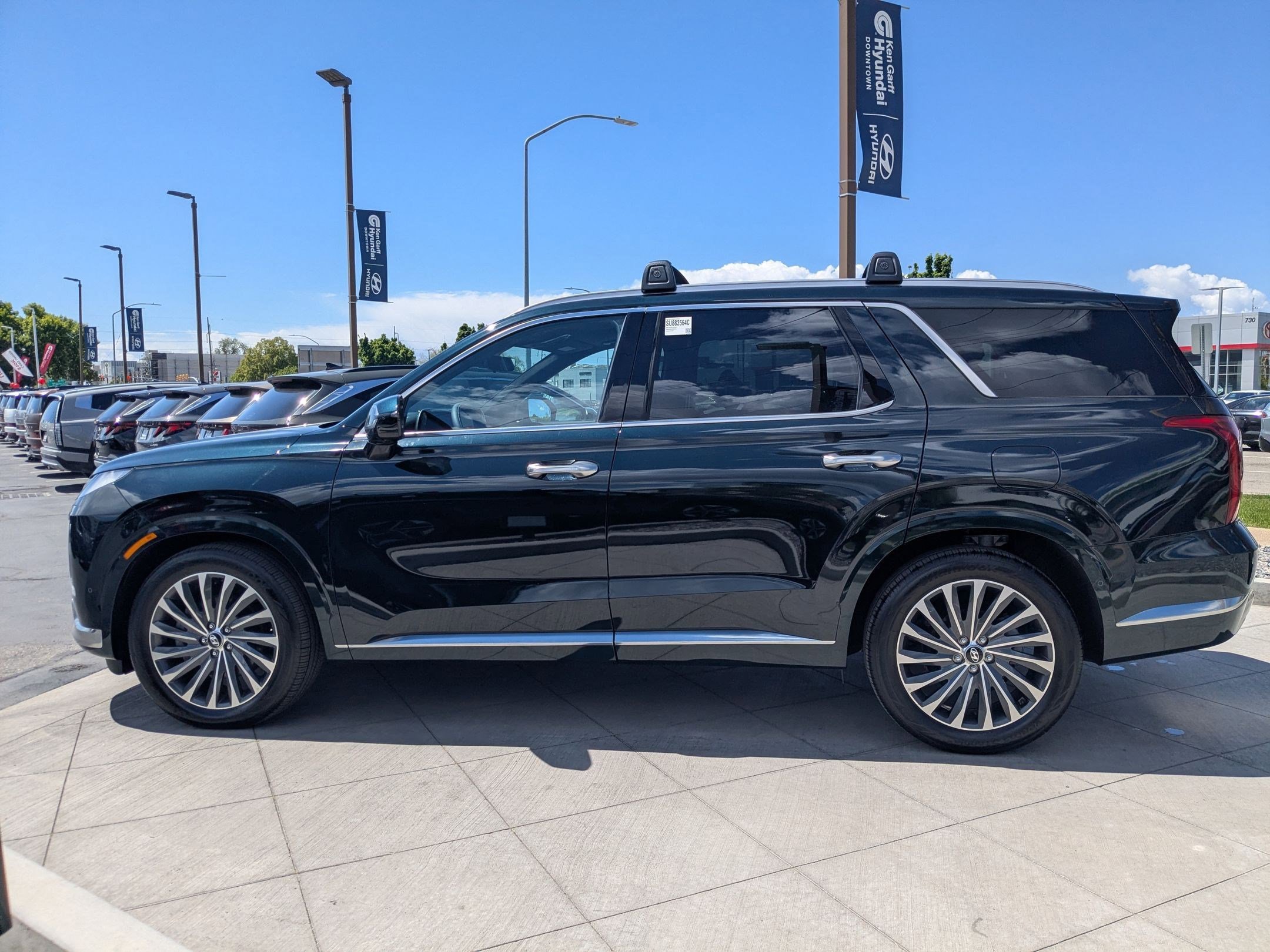 Used 2025 Hyundai Palisade Calligraphy AWD/4WD image 9